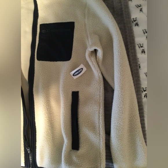 Old Navy fleece/Sherpa jacket NWT - Picture 4 of 4